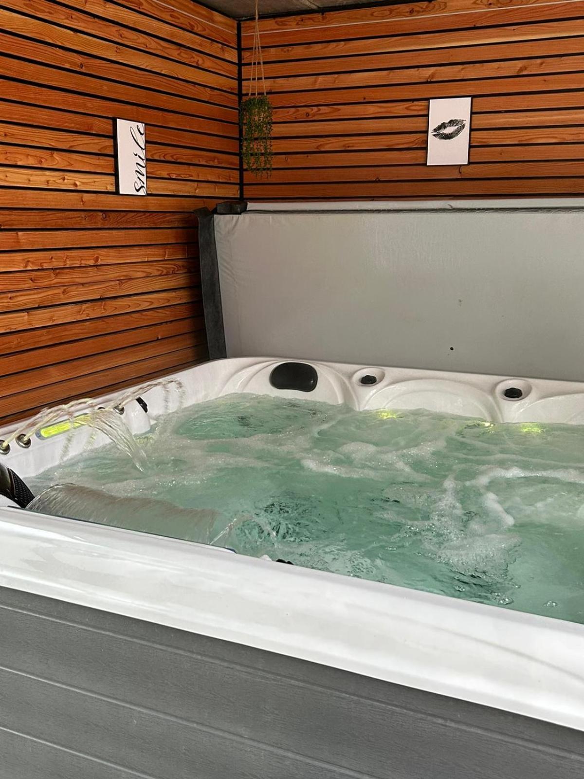 Haie Jad'O Hamois エクステリア 写真